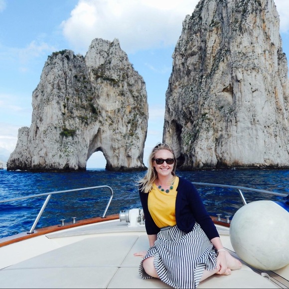 Meet your Posher, Emma - Picture 1 of 2